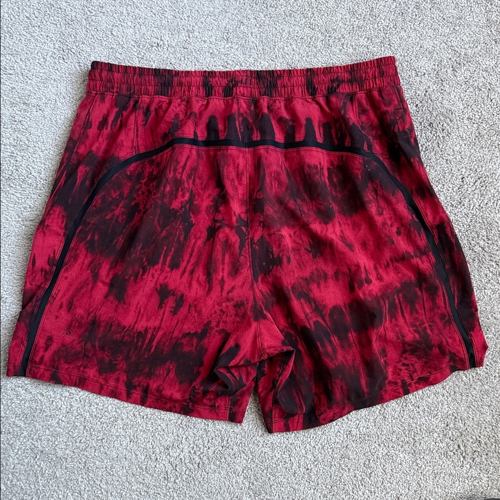 Lululemon Athletica Red and Black Pace Breaker - 7” - Picture 2 of 3